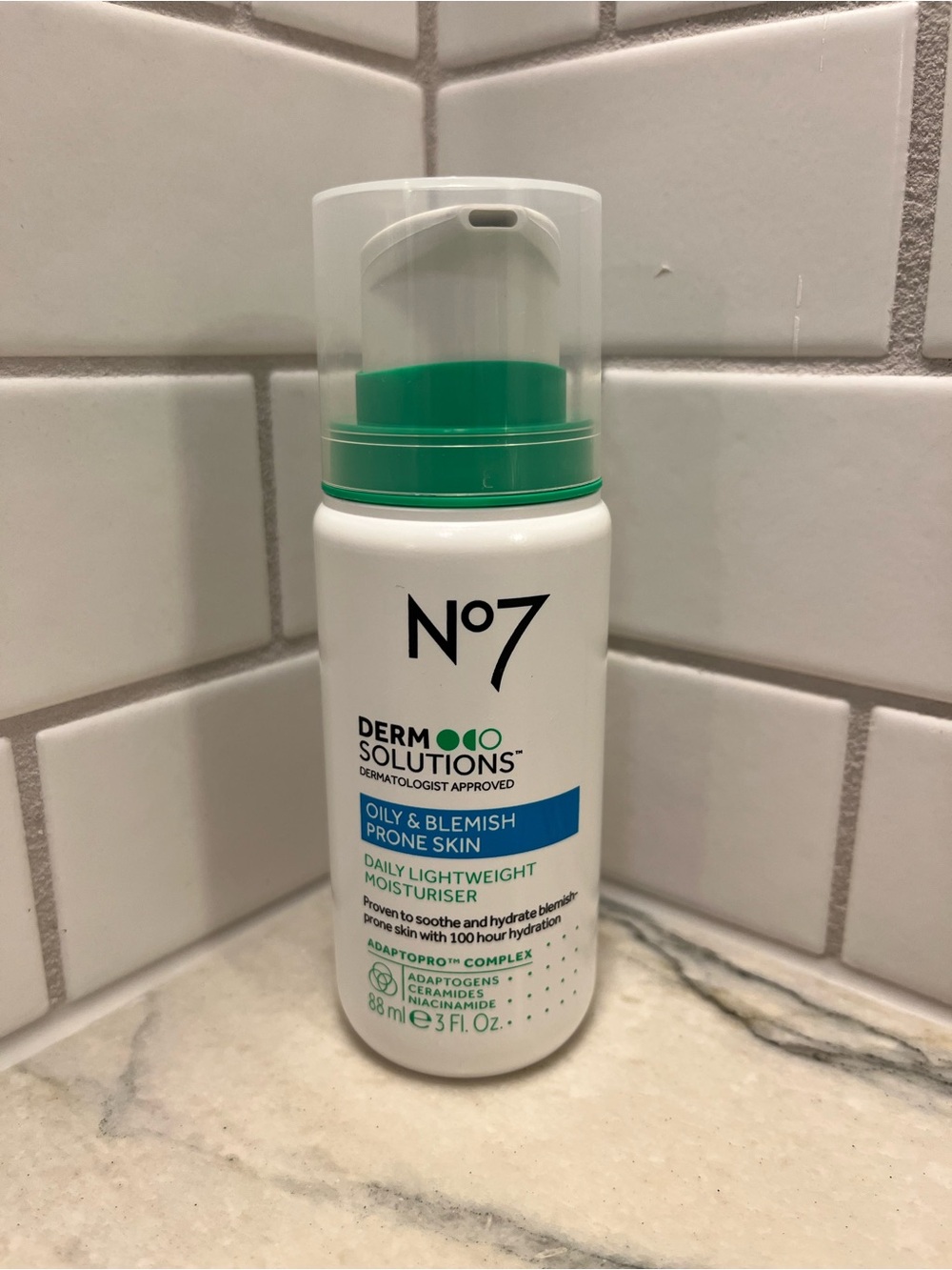 No7 Derm Solutions Oily & Blemish-Prone Skin Daily Lightweight Moisturiser
